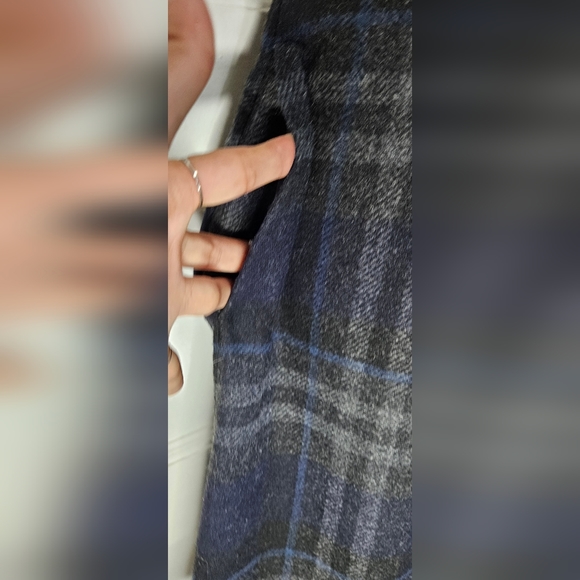 Uniqlo Blue/Grey Plaid Wool Blend Mini Skirt with Pockets Size 2 - Picture 5 of 7